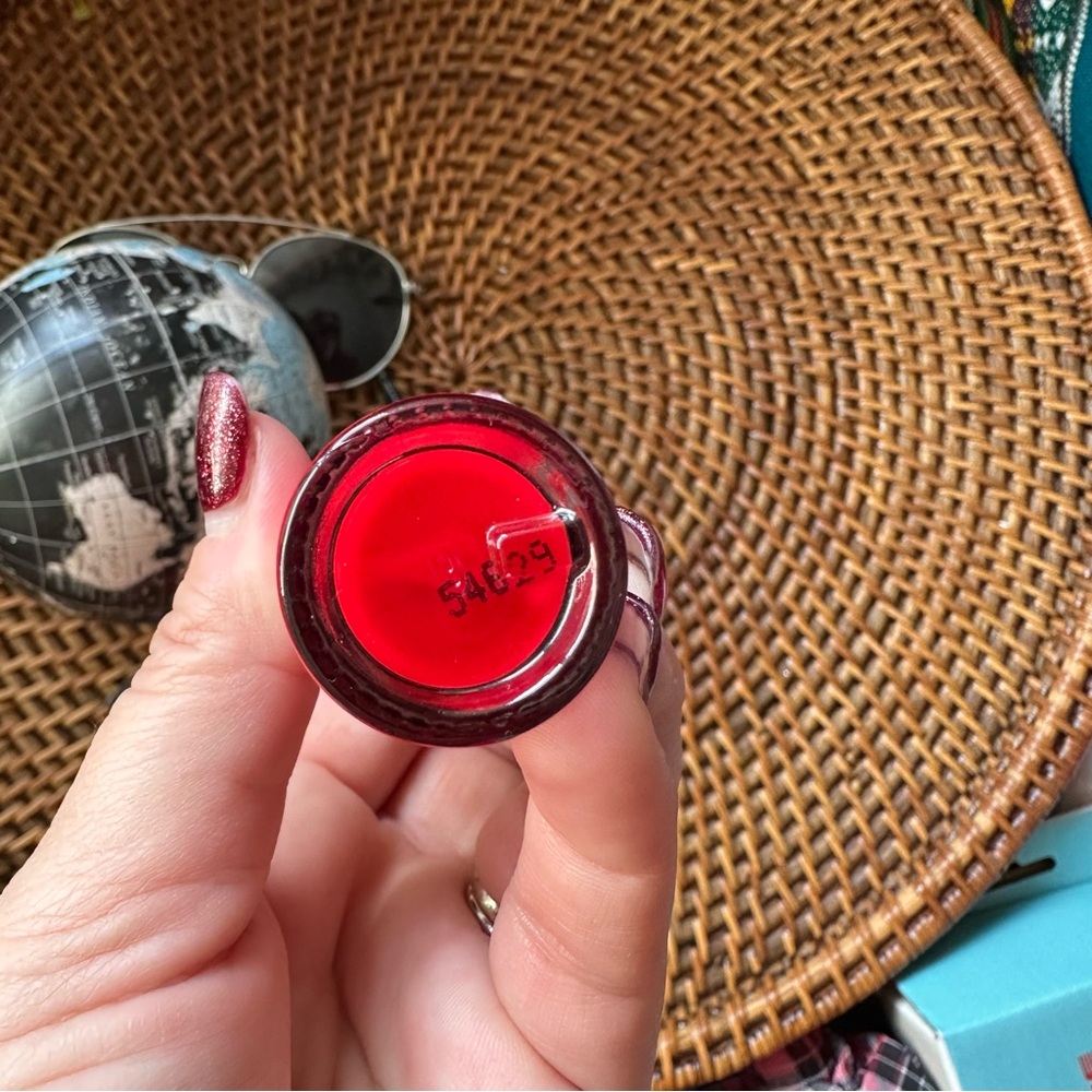 NO7 Gel Finish Colour Red Moisture Drench Pillbox Lipstick and Red Nail Polish - Picture 4 of 6